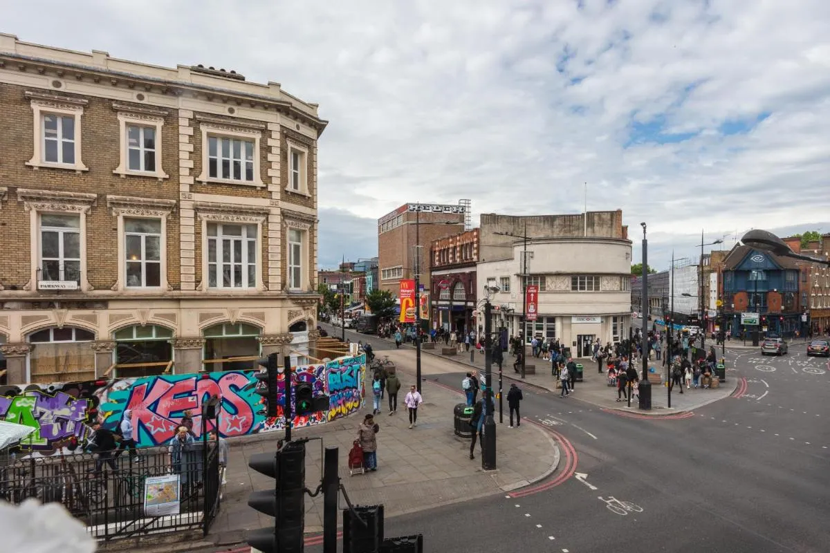 Image 3 of Homely 1 Bedroom Apartment in the Heart of Vibrant Camden