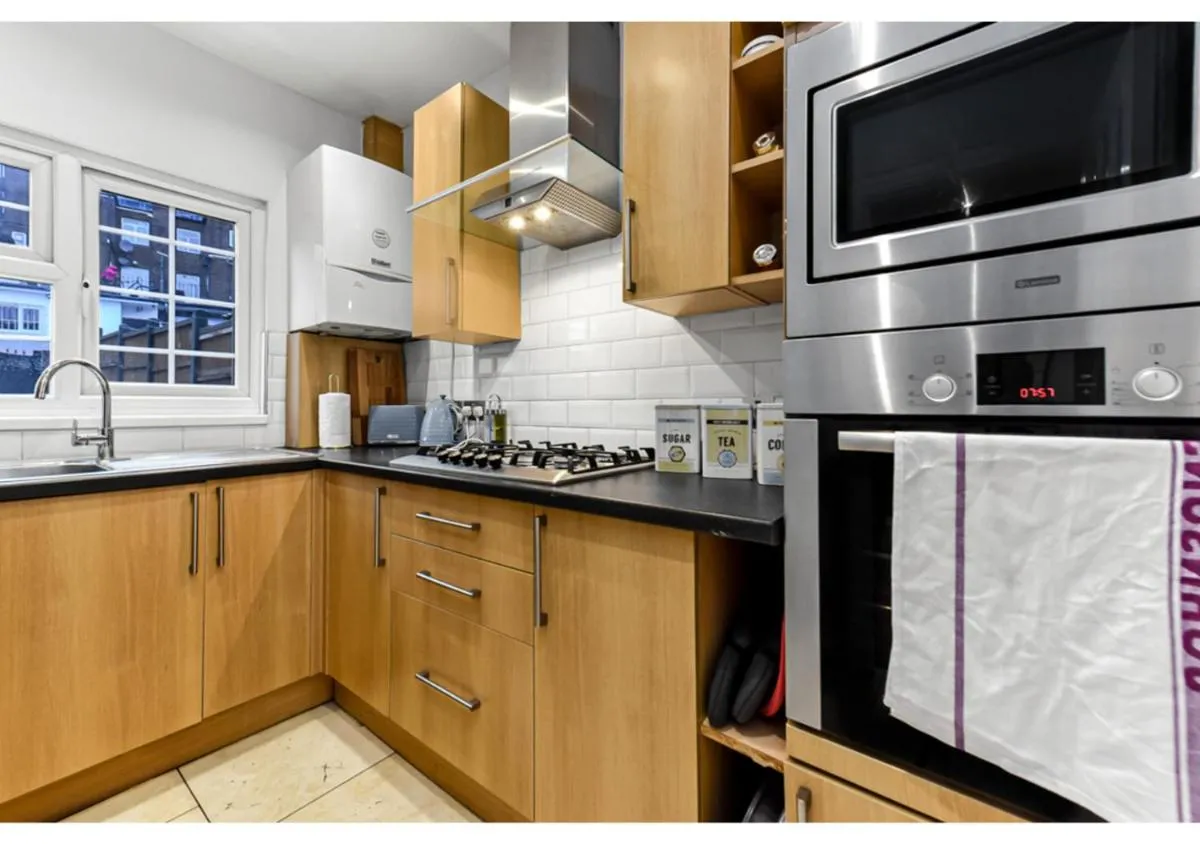 Image 4 of Homey and Pleasant 3BD