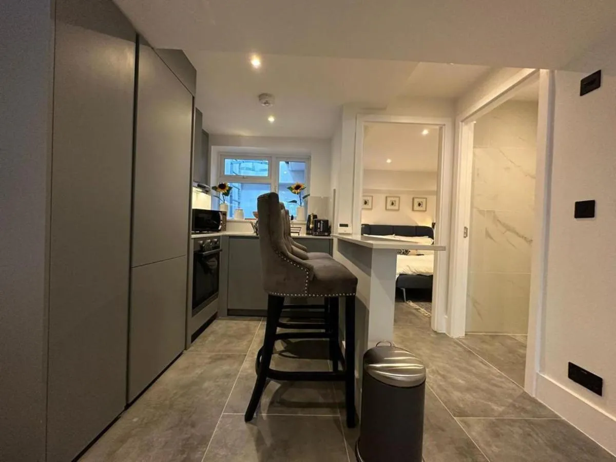 Image 4 of House – Sleeps 4 & Free Parking