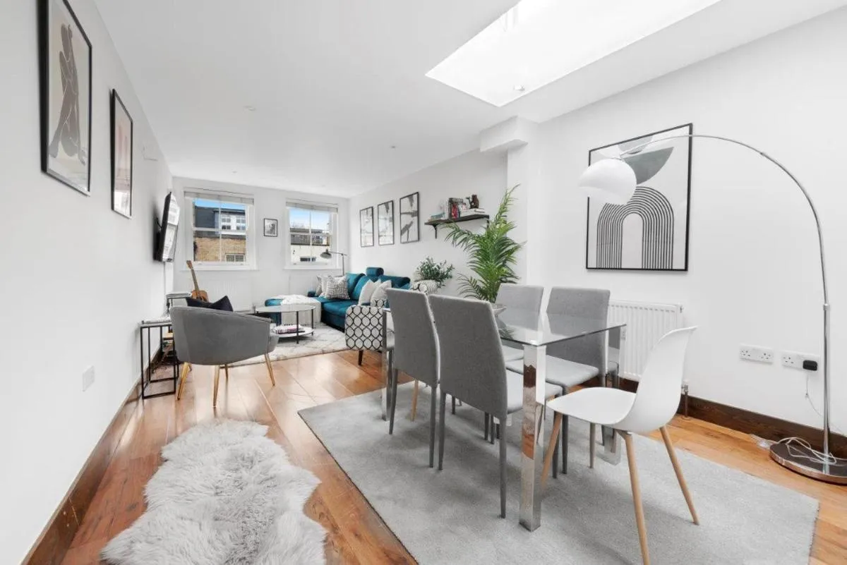 Image 5 of Huge Shoreditch Apartment- Private Roof Terrace