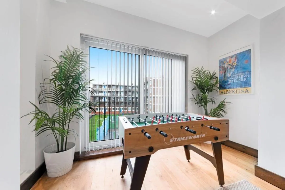 Image 4 of Huge Shoreditch Apartment- Private Roof Terrace
