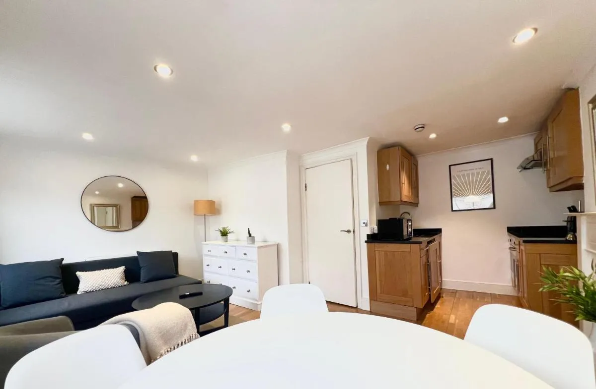 Image 4 of Hyde Park – 1 Bed – Central London B