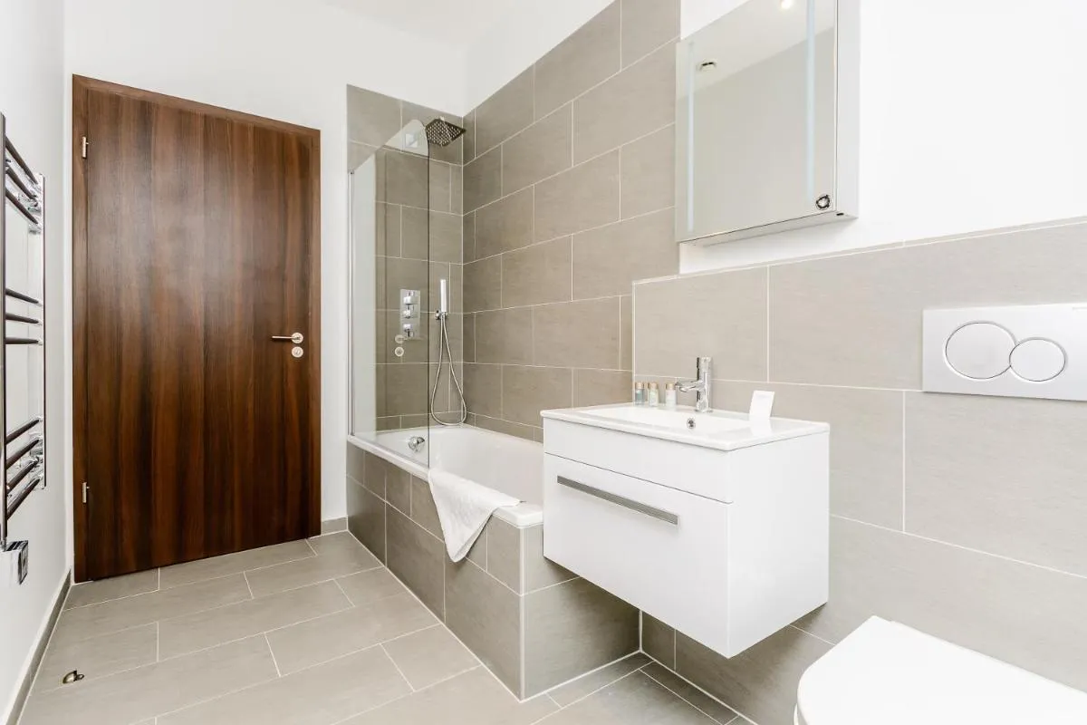 Image 3 of Ibis House by Viridian Apartments