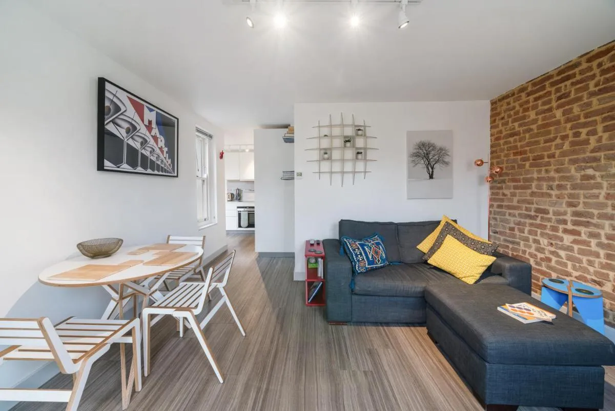 Image 4 of Ickburgh Road Guesthouse