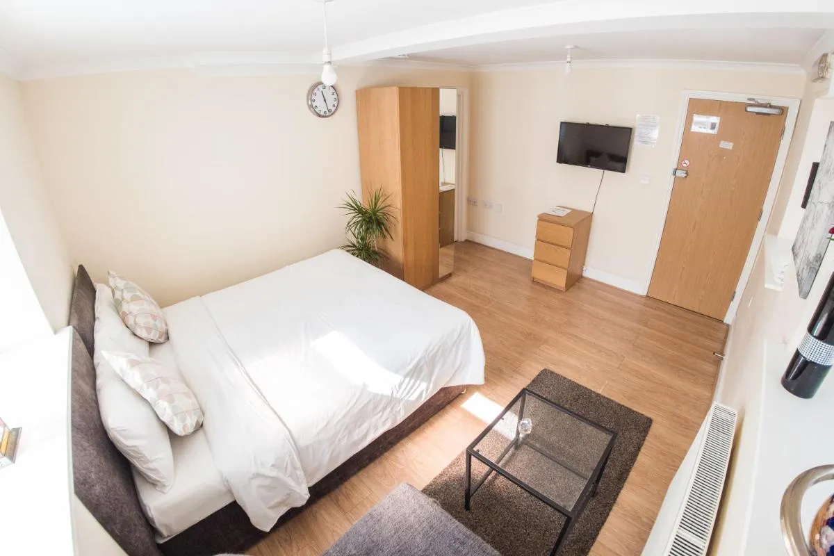 Image 5 of Ilford Central Luxury Apartments