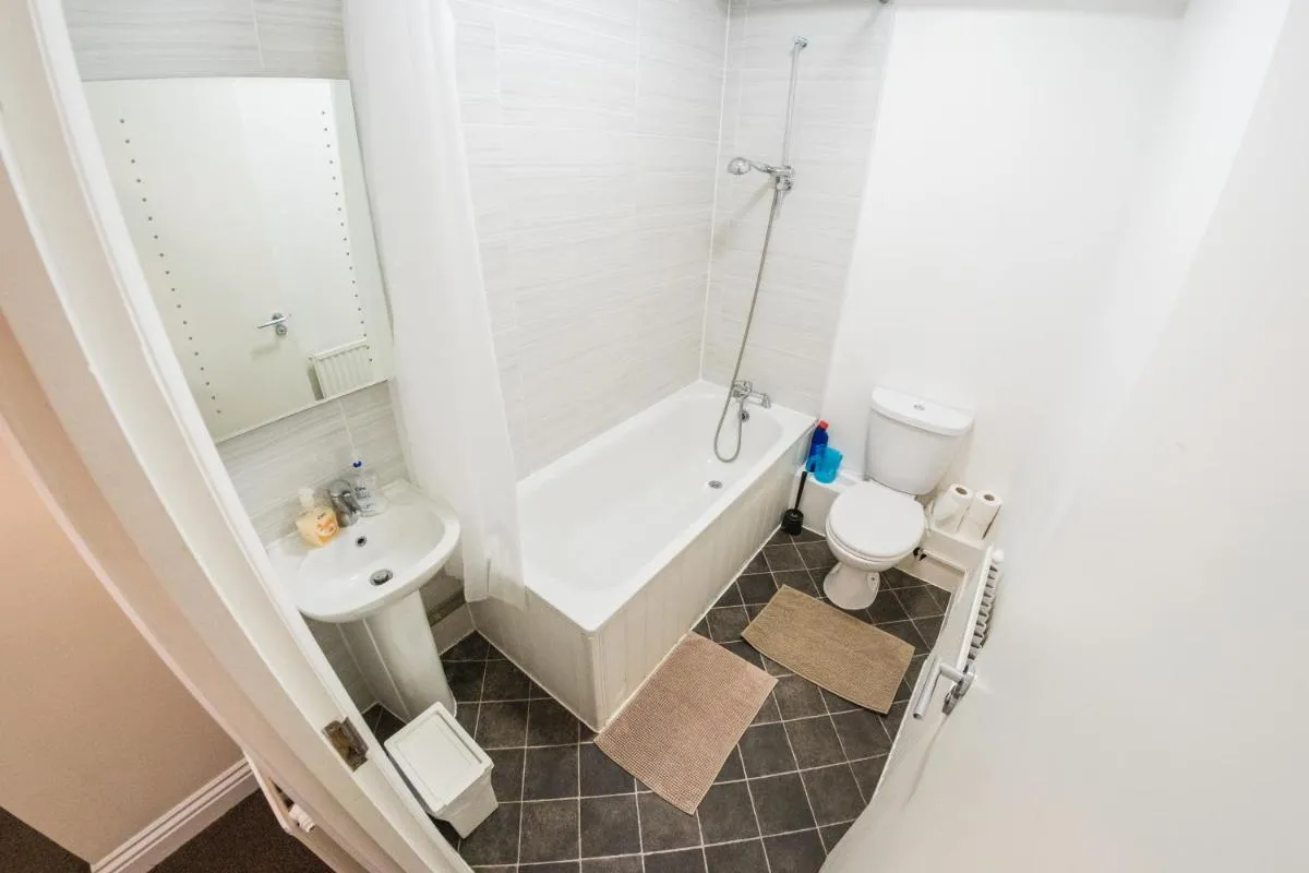 Image 3 of Ilford Central Luxury Apartments