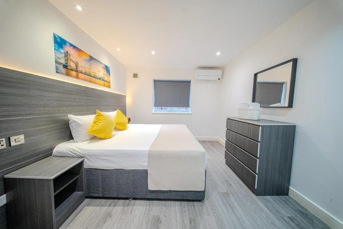 Image 5 of Ilford Luxury Apartments