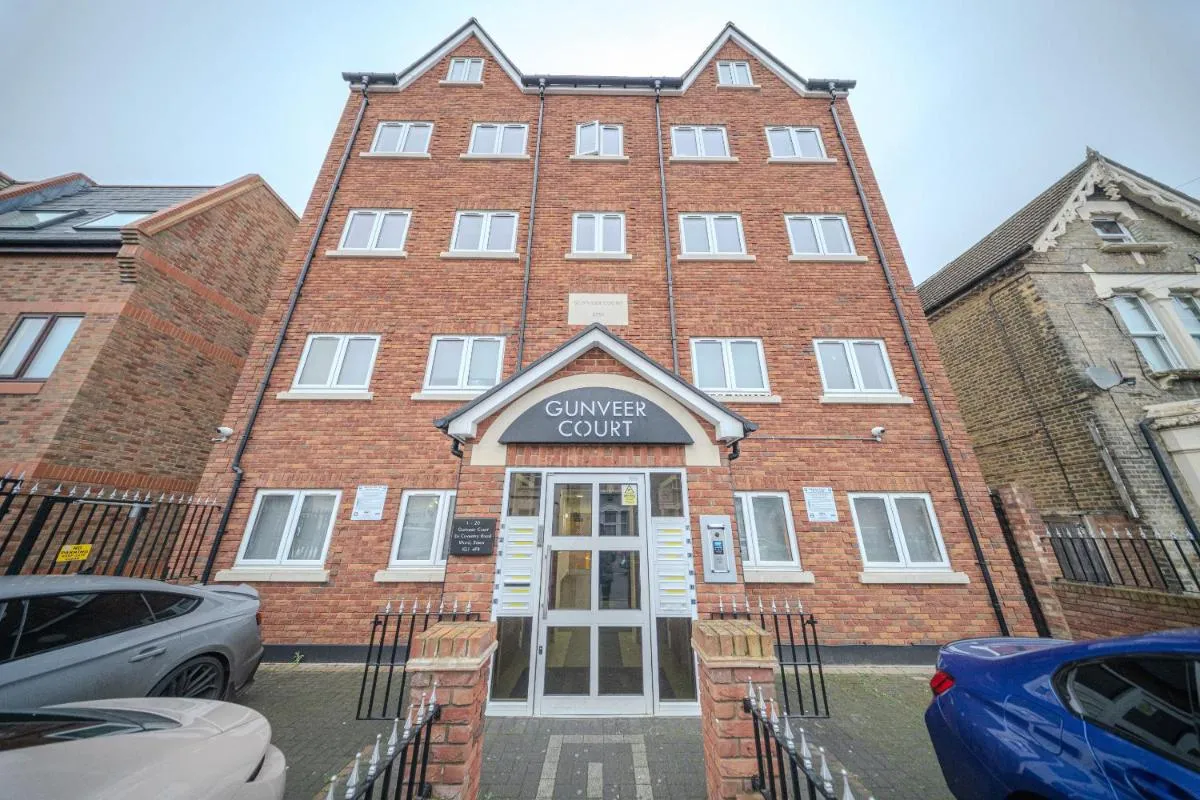 Image 4 of Ilford Luxury Apartments