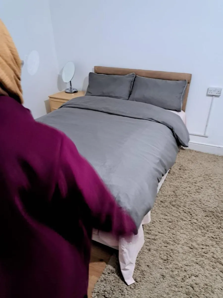 Image 4 of Ilford Town House- Close to London ILFORD Train Station