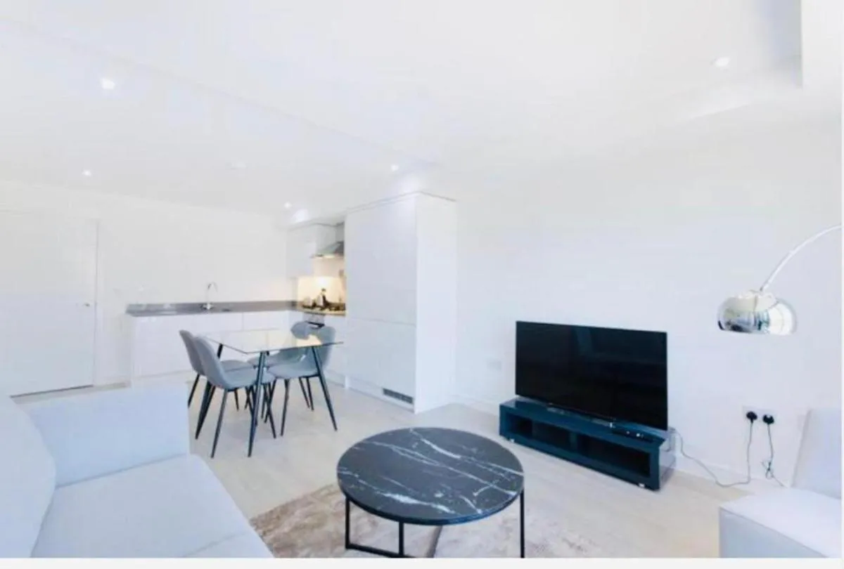 Image 4 of Impeccable 1-Bed Apartment in London