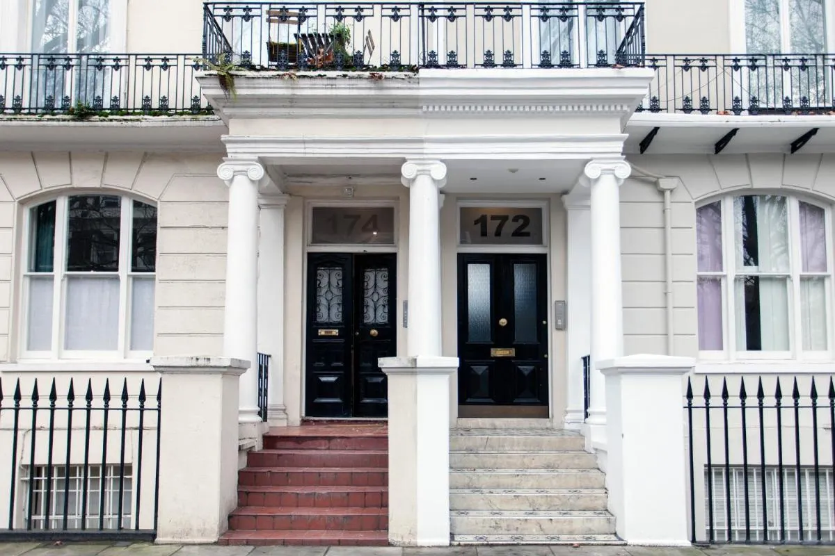 Image 5 of Italianflat – Holland Park