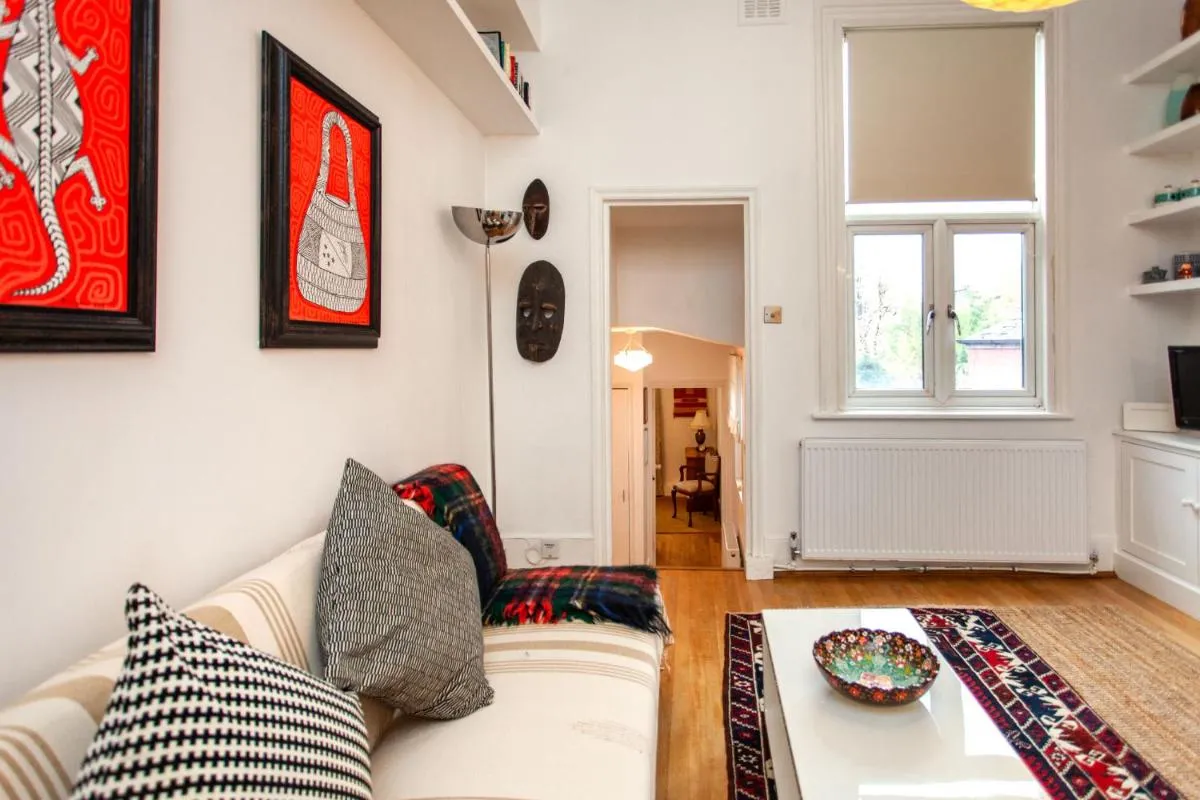 Image 5 of Italianflat – Kilburn Art Style