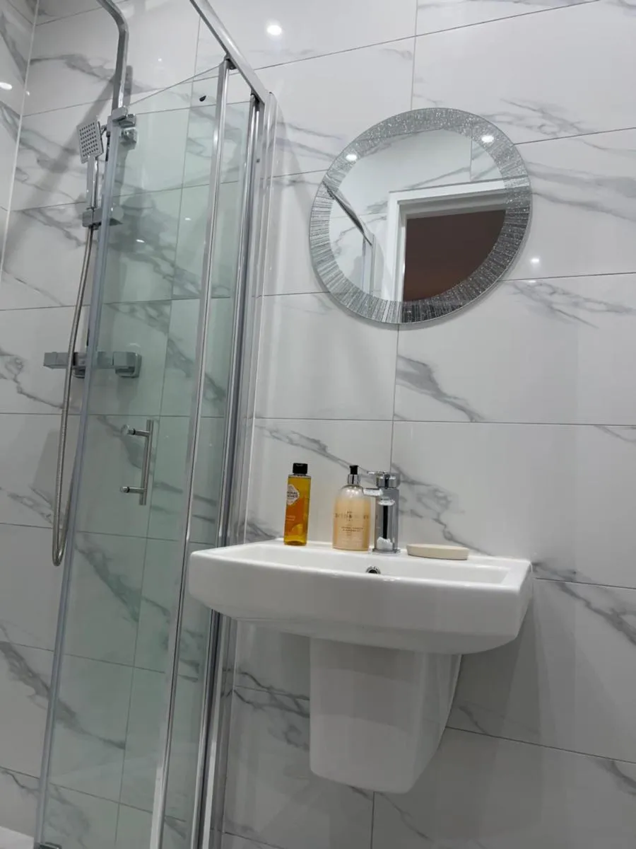 Image 3 of JJ Serviced Apartment – Close to Tube Station & Near Central London & Wembley