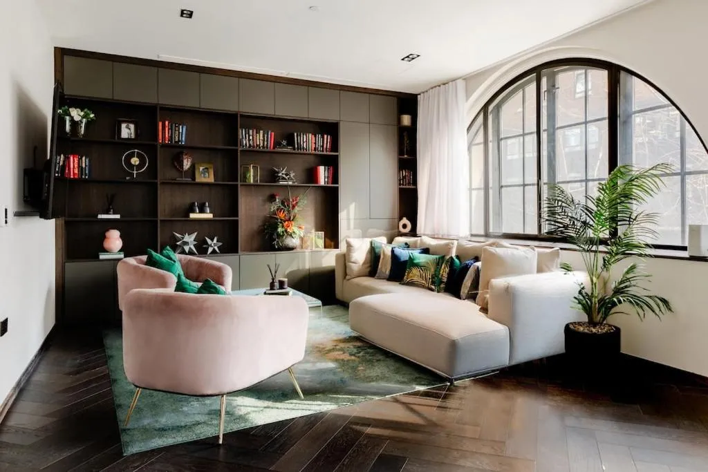 JOKER! Off Oxford St! 3Bed 3Bath LuXXe Hideaway for Stylish Families and Couples