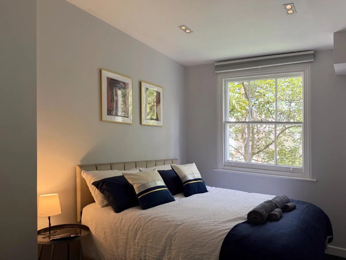 Image 5 of Joe’s 2 bedroom apartment in Notting Hill