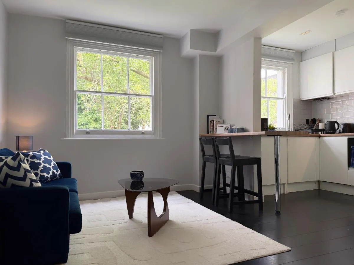 Image 4 of Joe’s 2 bedroom apartment in Notting Hill