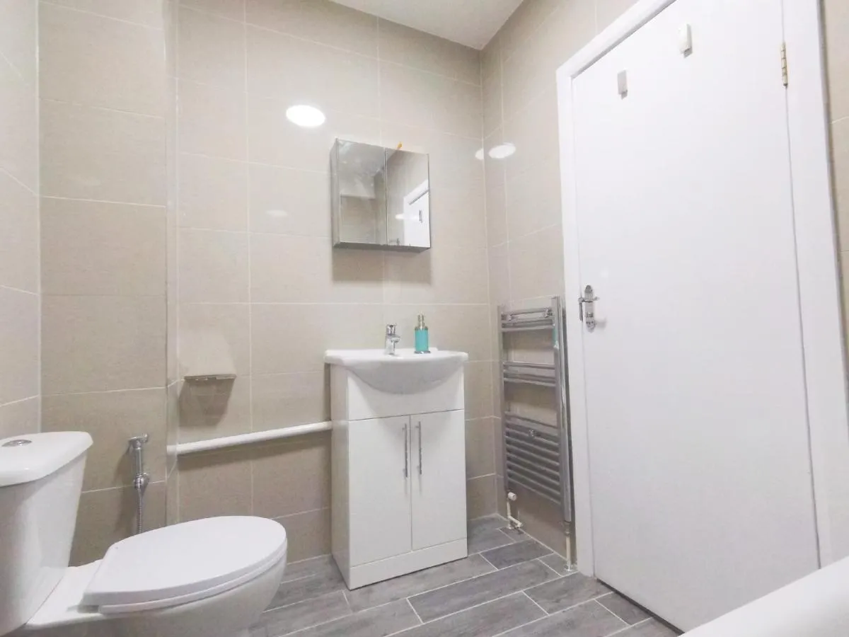 Image 3 of Jupiter 218 Flat 2 at Marble Arch