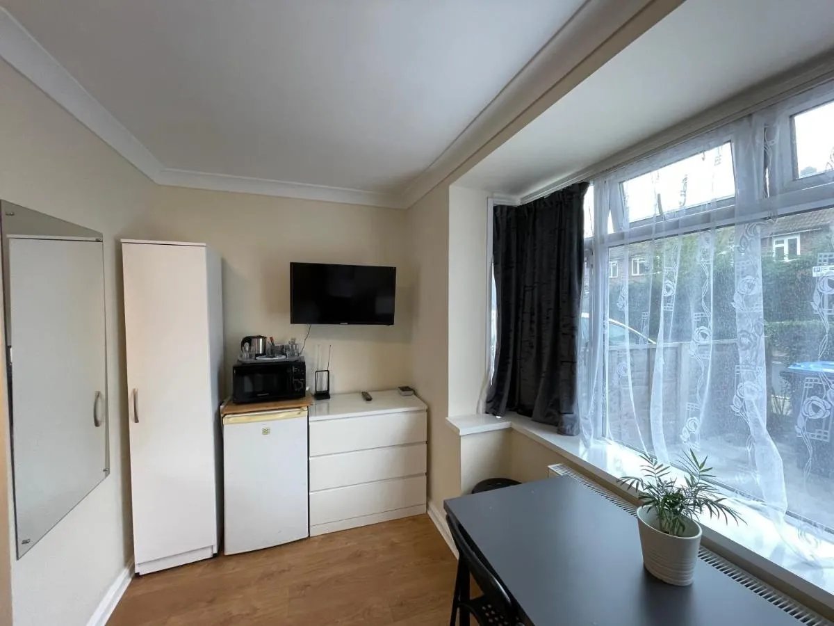 Image 5 of Kensal Lodge 2 Guest House