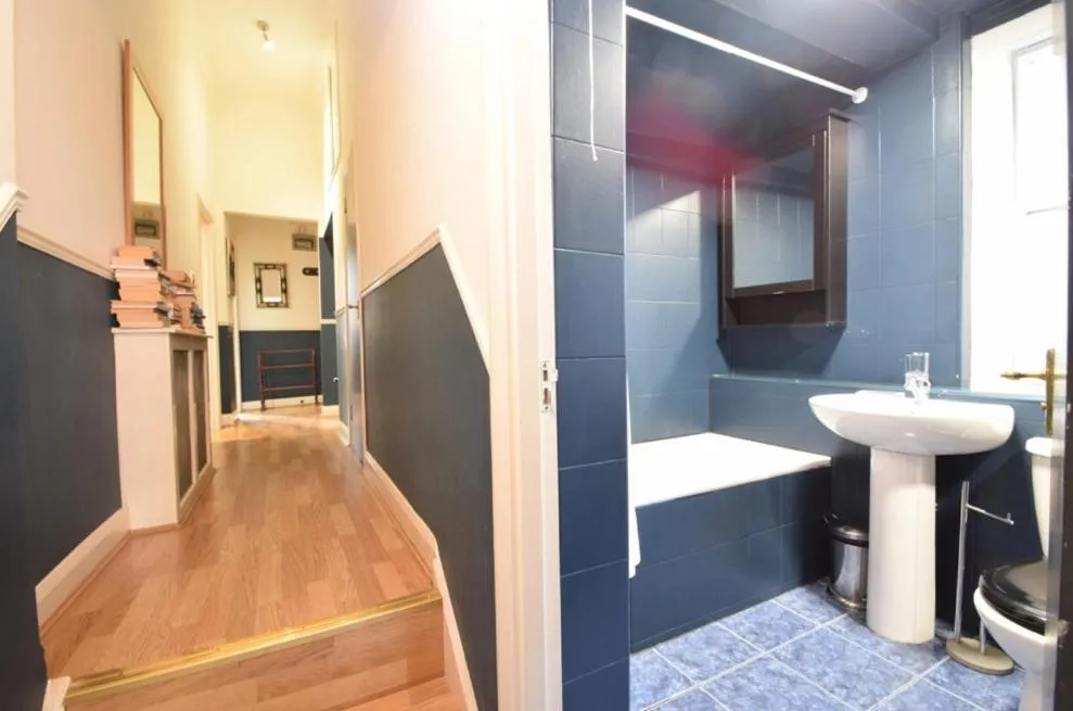 Image 3 of Kensington Grand Suite