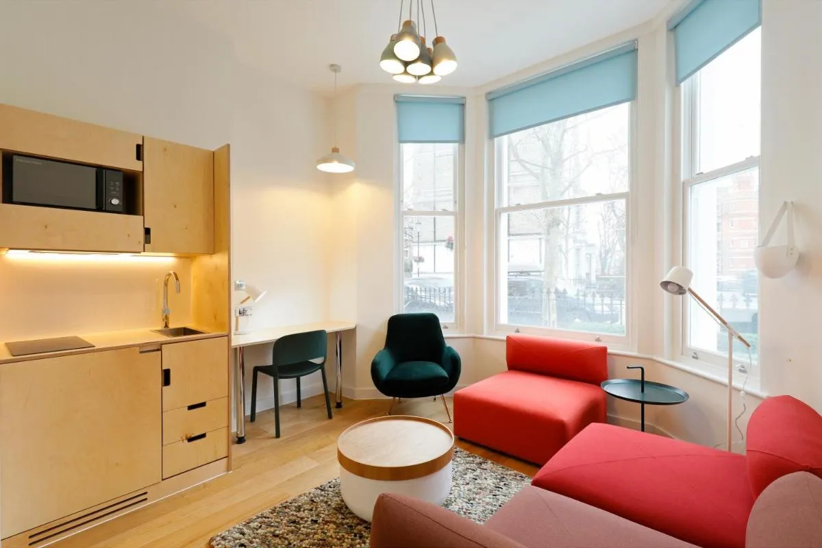 Image 4 of Kensington Stay