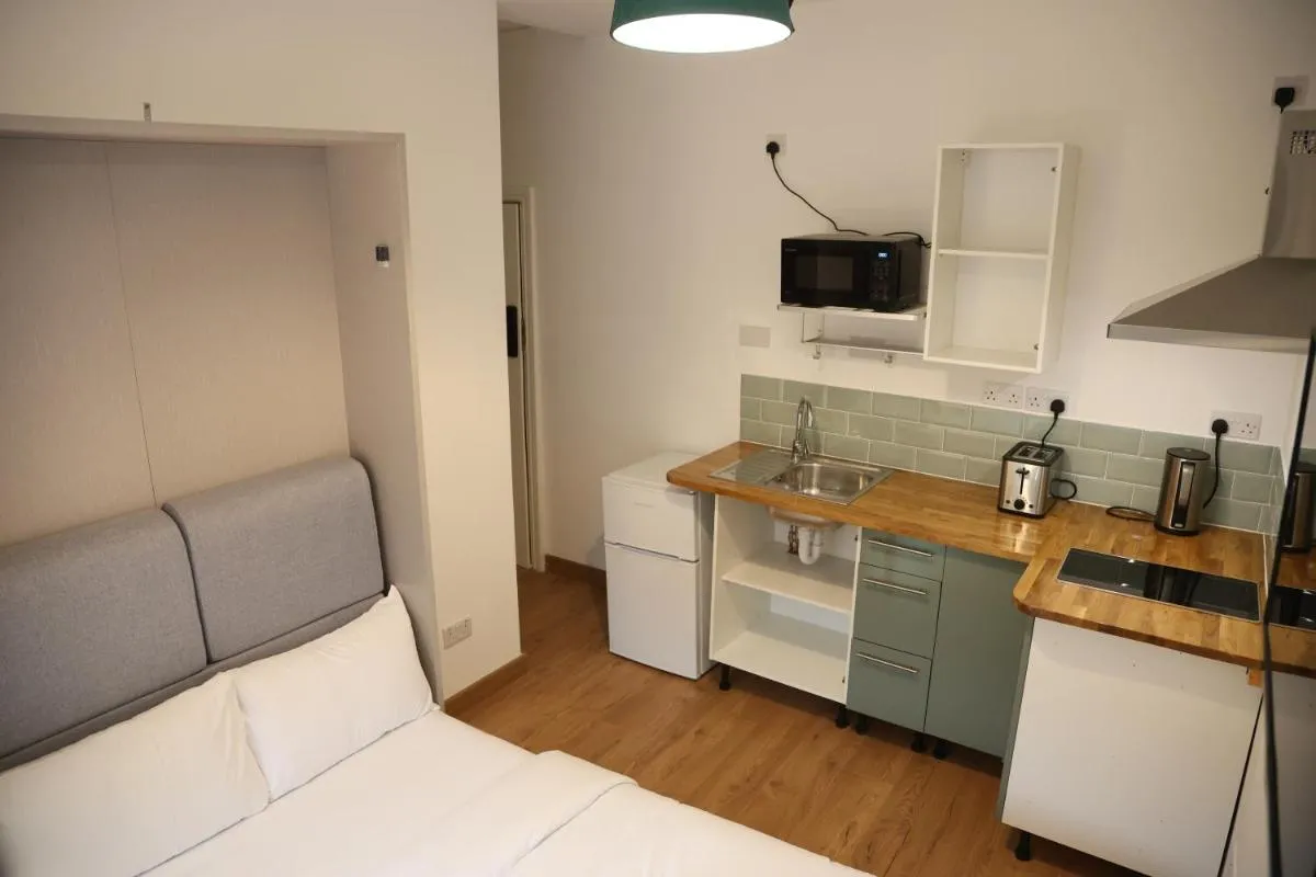 Image 4 of Kentish Town Comfort