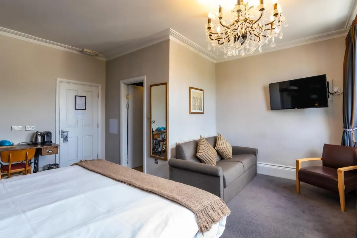 Image 5 of Kew Gardens Hotel