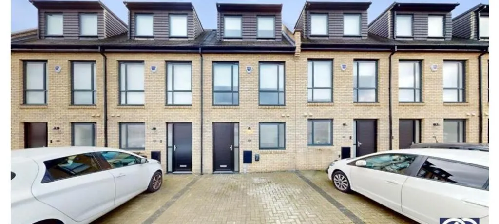 Image 1 of Kilby close