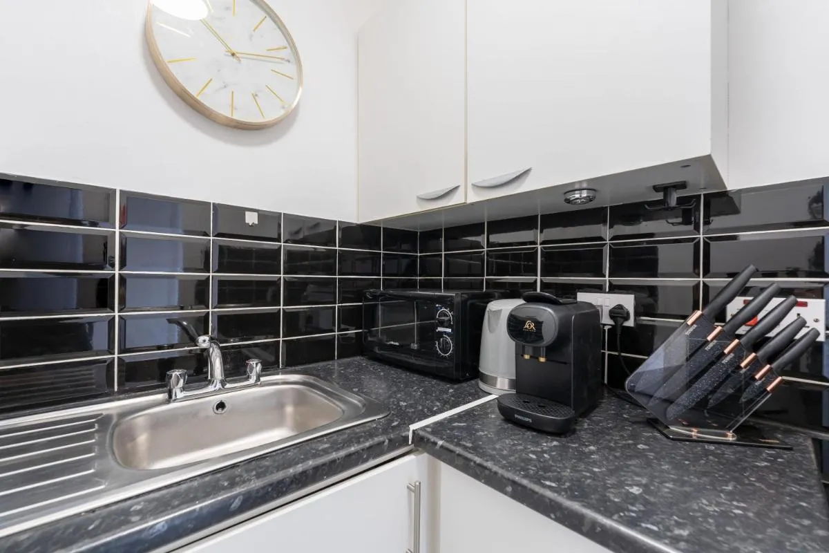 Image 3 of King’s Cross Apartments