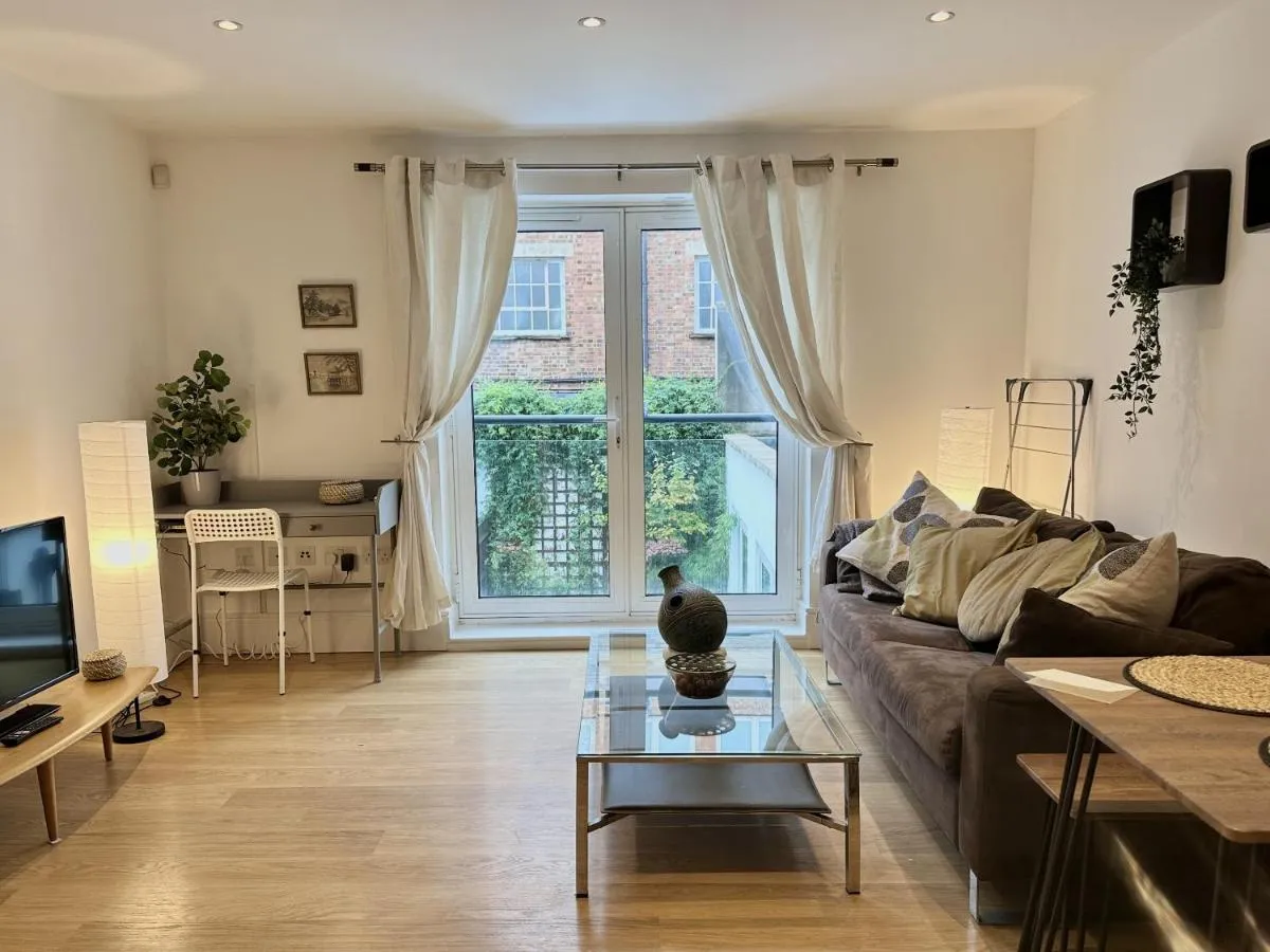 Image 3 of Kings Cross City Apartment