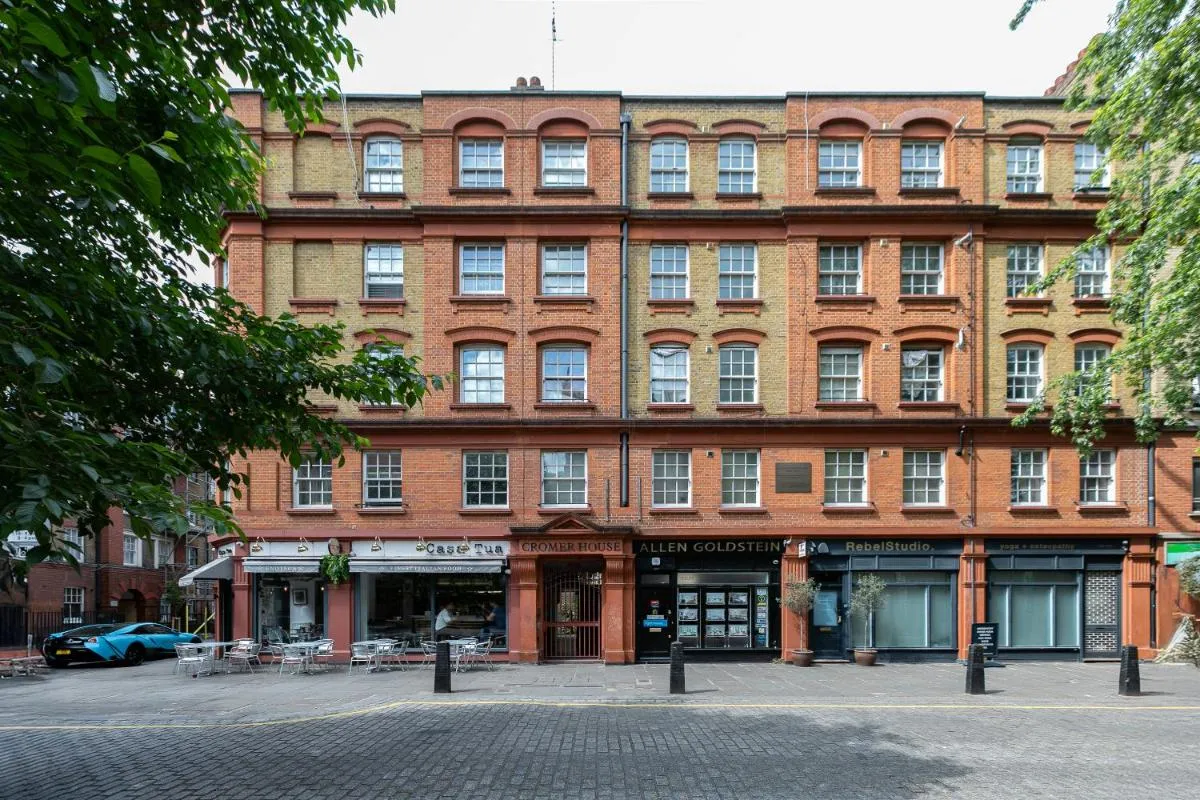 Image 5 of Kings Cross Grand Stay