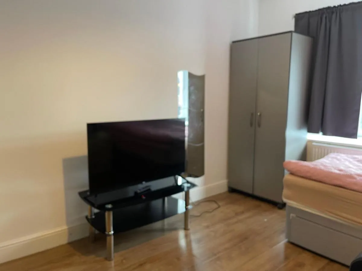 Image 5 of Kingsbury Service Accommodation
