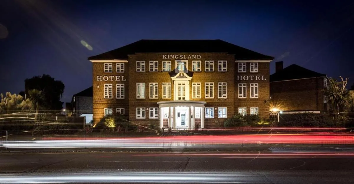 Image 4 of Kingsland Hotel