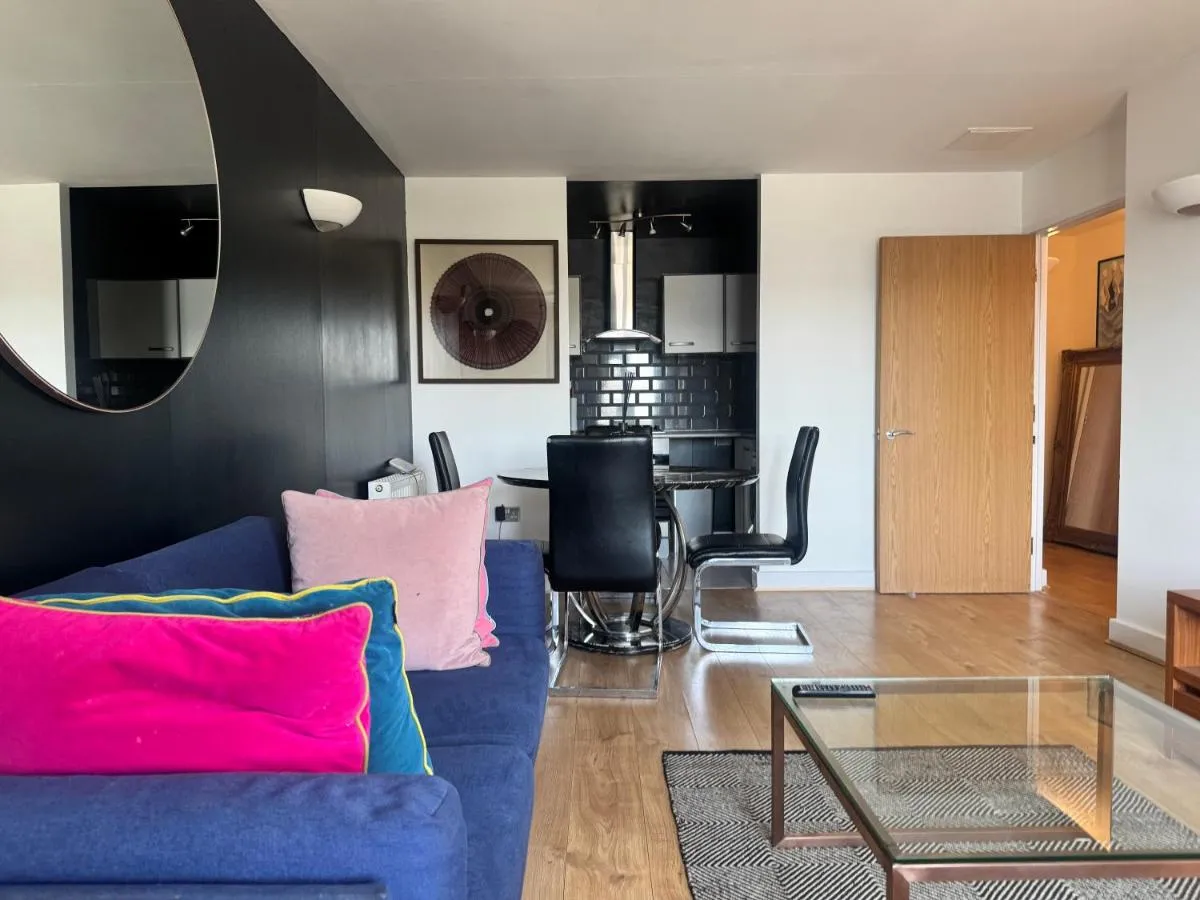 Image 5 of LIME 2 Bedroom APARTMENT