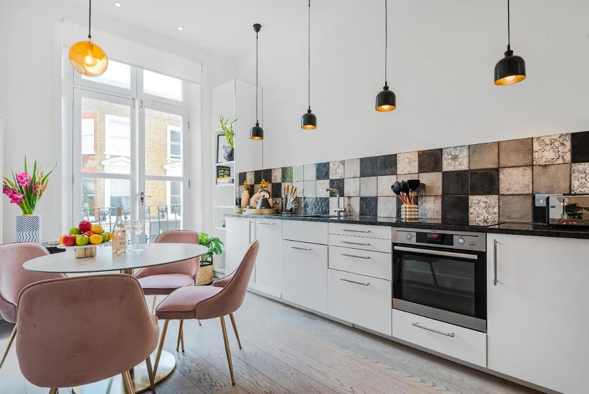 Image 4 of Lady on the Lane- 2 bed Primrose Hill