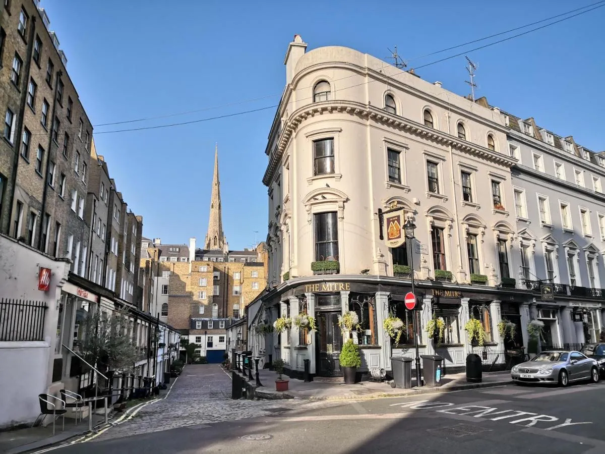 Image 4 of Lancaster Hall Hotel