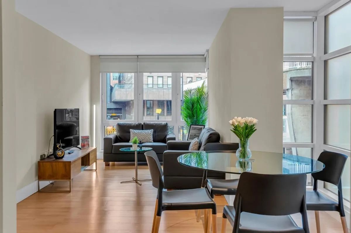 Image 5 of Large 1 Bed Apartment London Cutty Sark Greenwich Close to Canary Wharf – Perfect for Corporates and Tourists