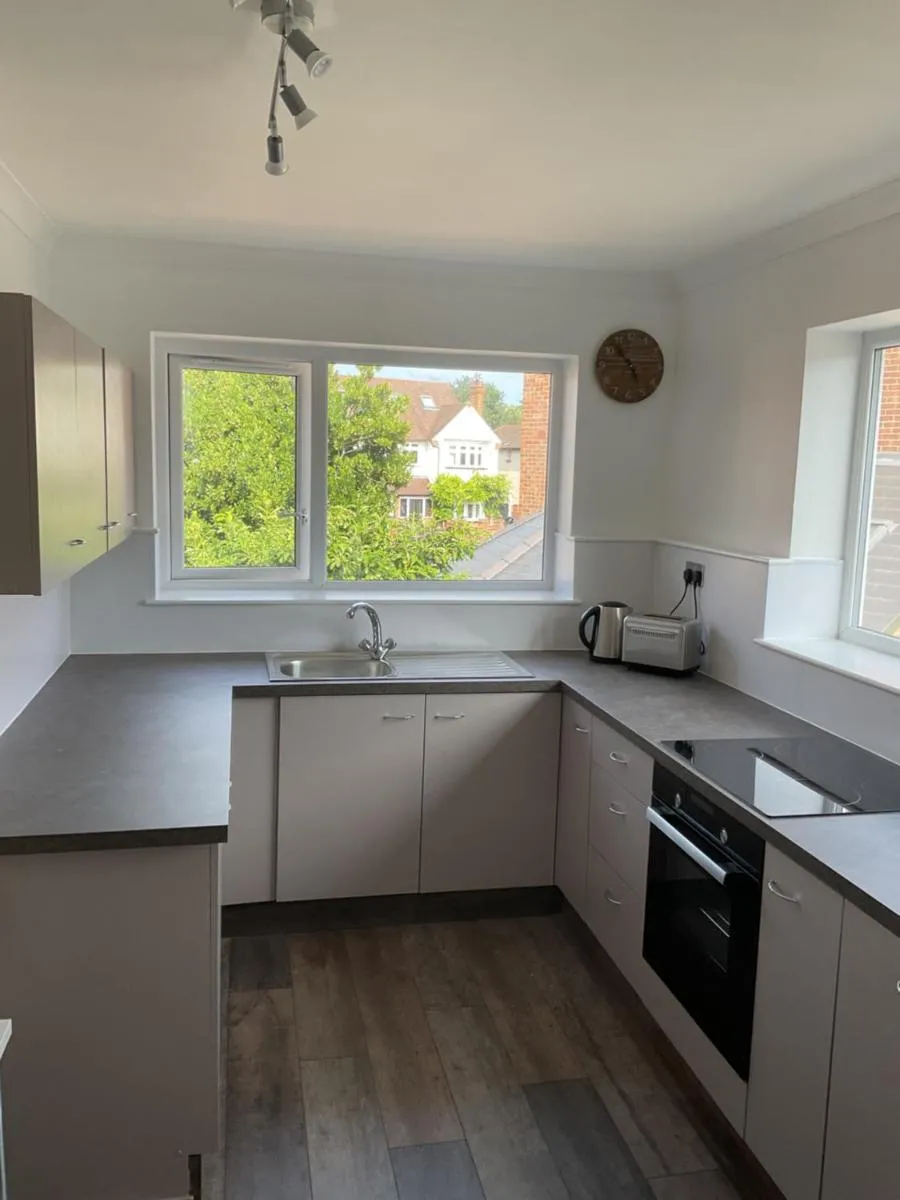 Image 4 of Large 2-bedroom maisonette with free parking