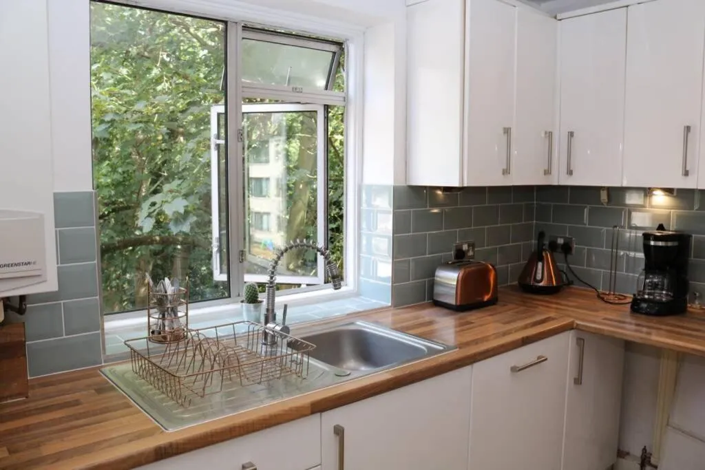 Image 4 of Large 3 bedroom apartment in gated development