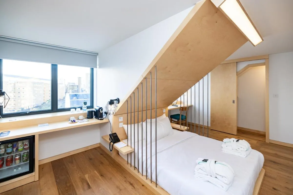 Image 3 of Limehouse Library Hotel