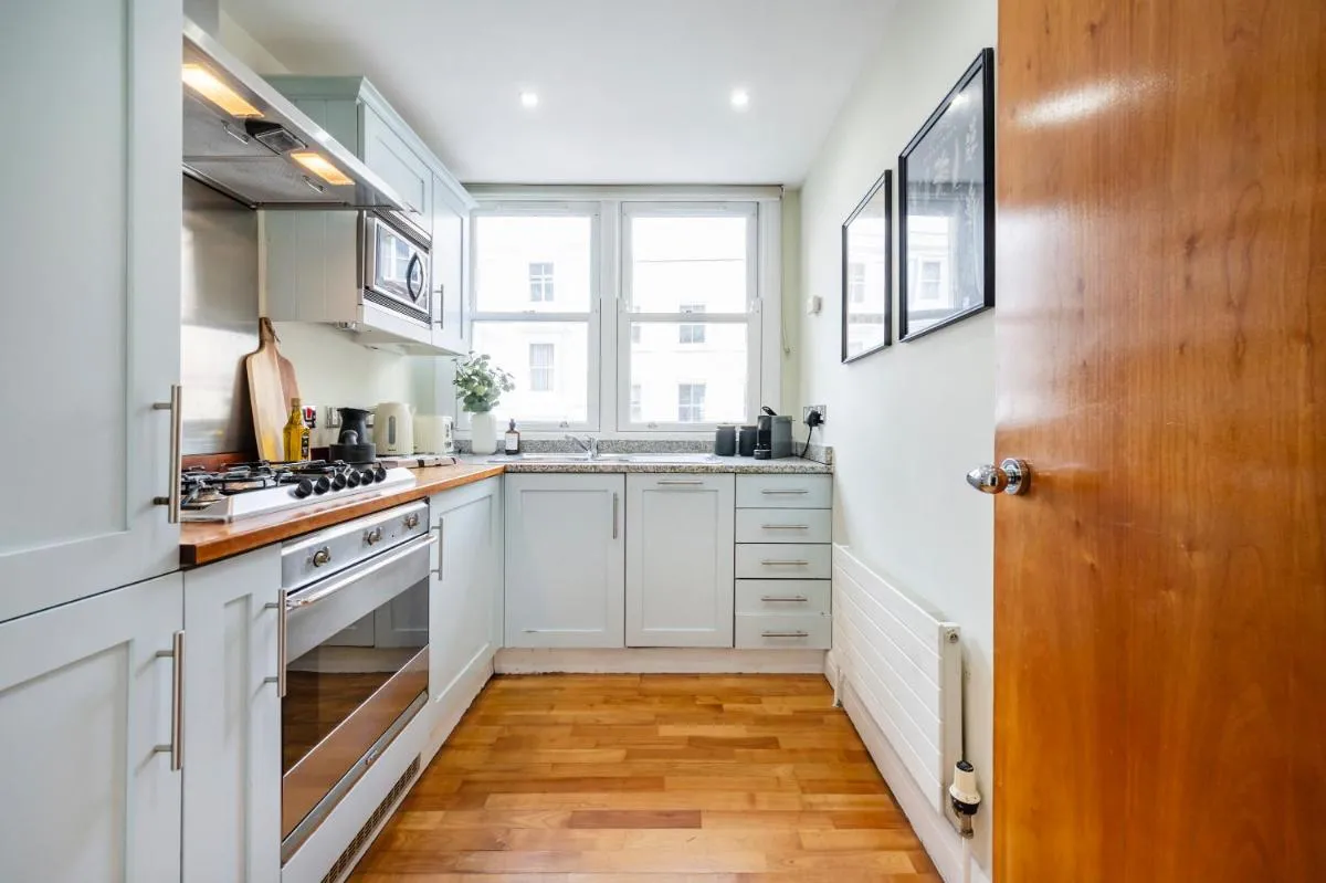 Image 4 of Location Trafalgar Square 1 Bedr, 3 Beds, sleeps 6