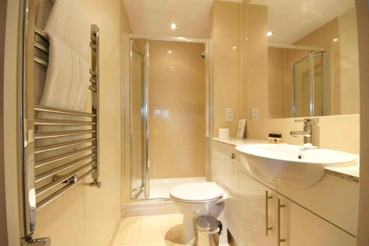 Image 3 of Lodge Drive Serviced Apartments