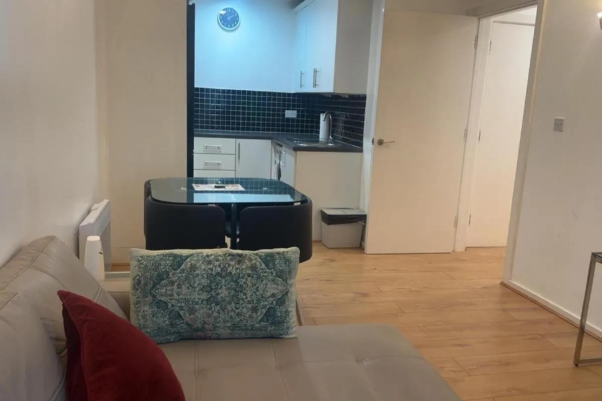 Image 3 of London 1 Bed Apartment close to Barking Station