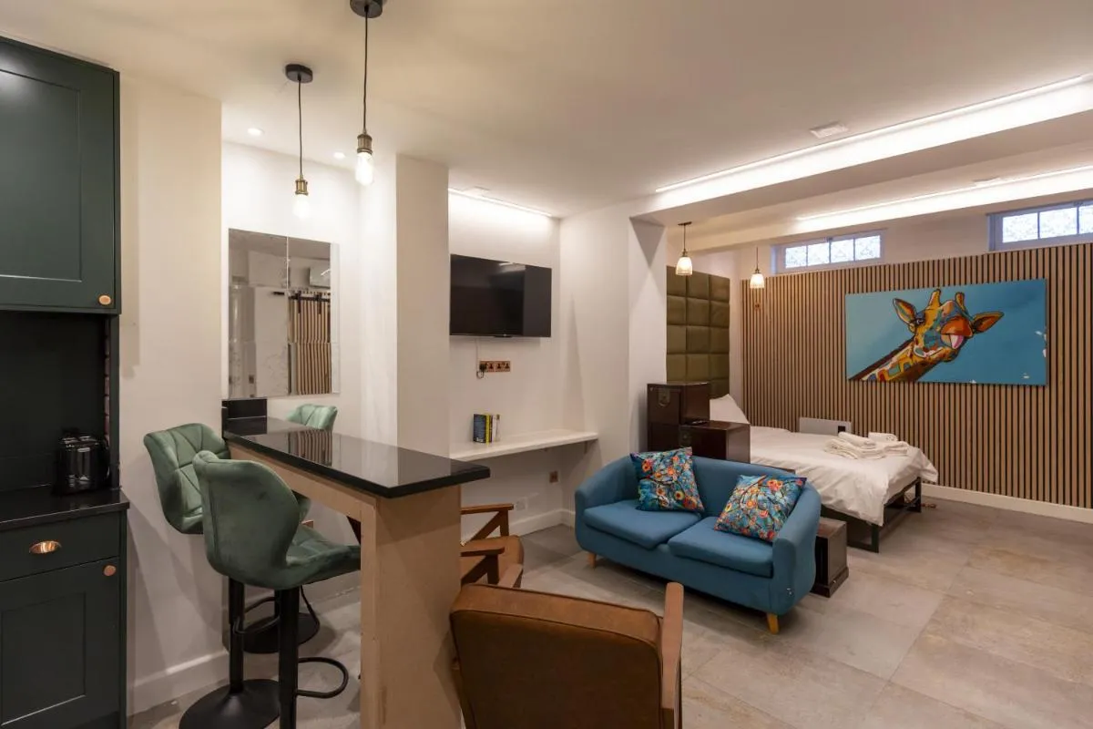 Image 3 of London Boutique Apartments
