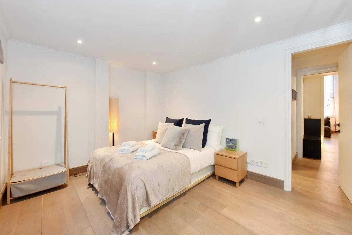 Image 4 of London Choice Apartments – Covent Garden – Leicester Square
