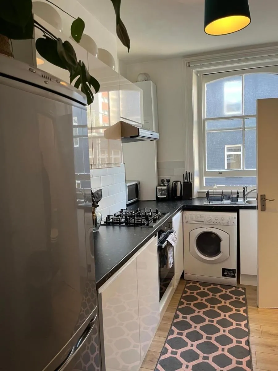 Image 4 of London City Apartament