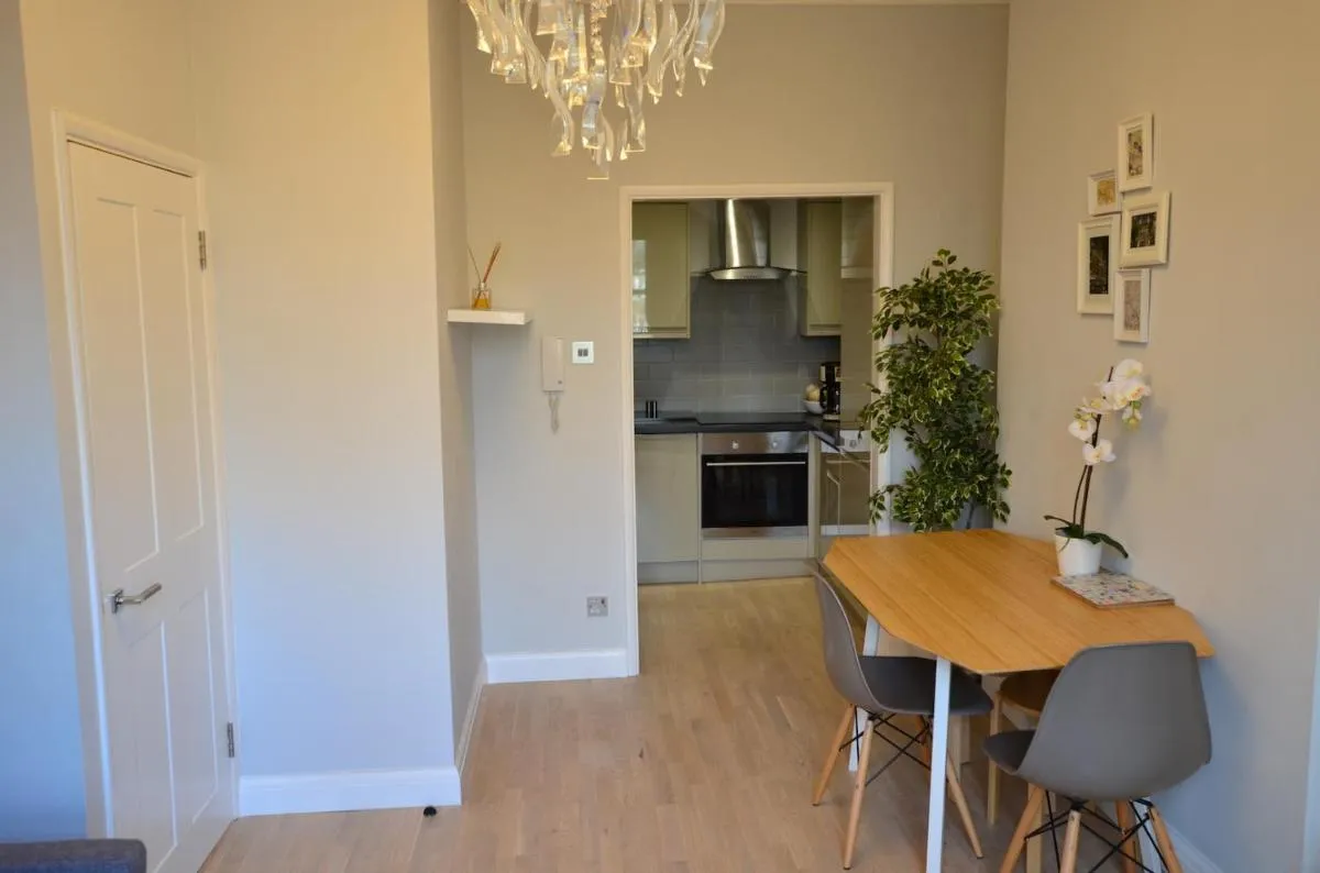 Image 4 of London, Kensington and Chelsea Flat