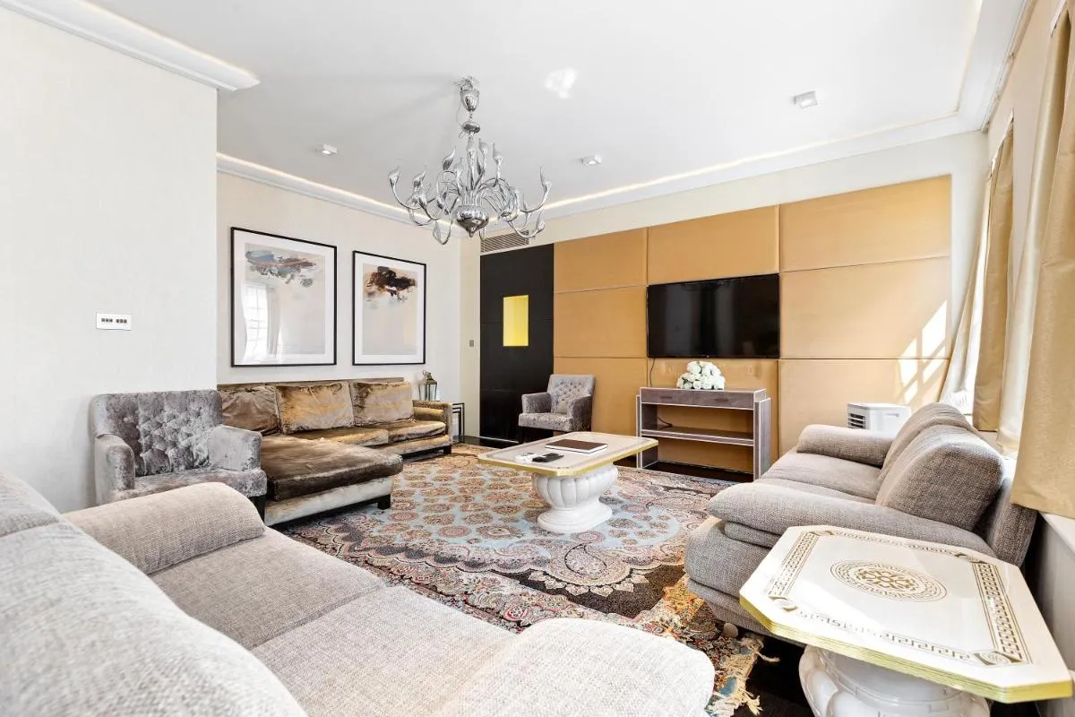 Image 5 of London Marble Arch Apartment
