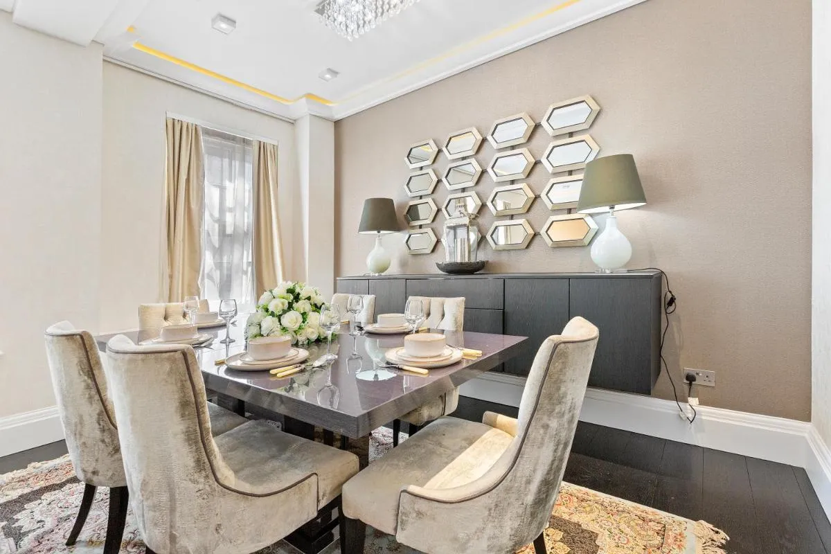 Image 4 of London Marble Arch Apartment