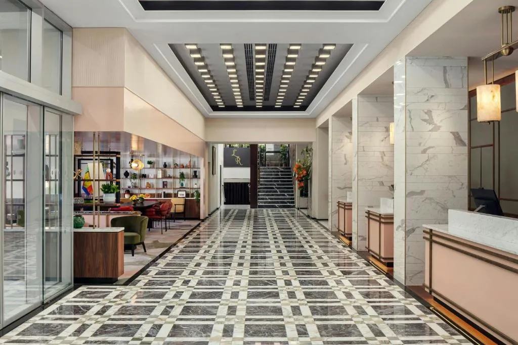 Image 1 of London Marriott Hotel Grosvenor Square