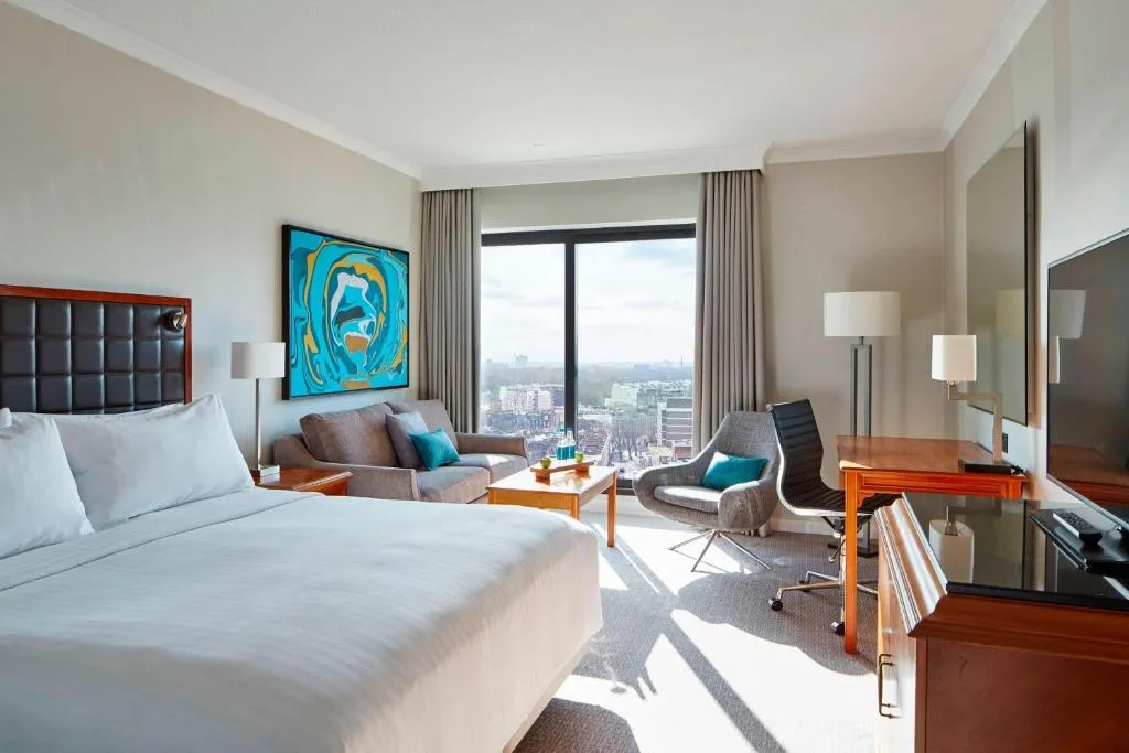Image 1 of London Marriott Hotel Marble Arch